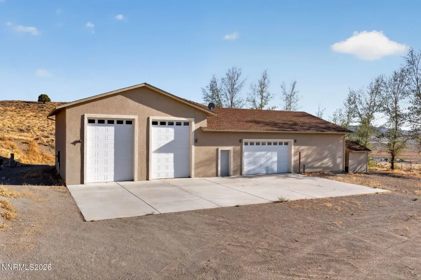 5990 Grass Valley, Reno, Nevada 89510, 3 Bedrooms Bedrooms, ,4 BathroomsBathrooms,Residential,Residential,Grass Valley,0,260011070