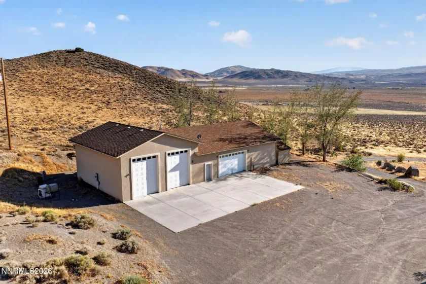 5990 Grass Valley, Reno, Nevada 89510, 3 Bedrooms Bedrooms, ,4 BathroomsBathrooms,Residential,Residential,Grass Valley,0,260011070