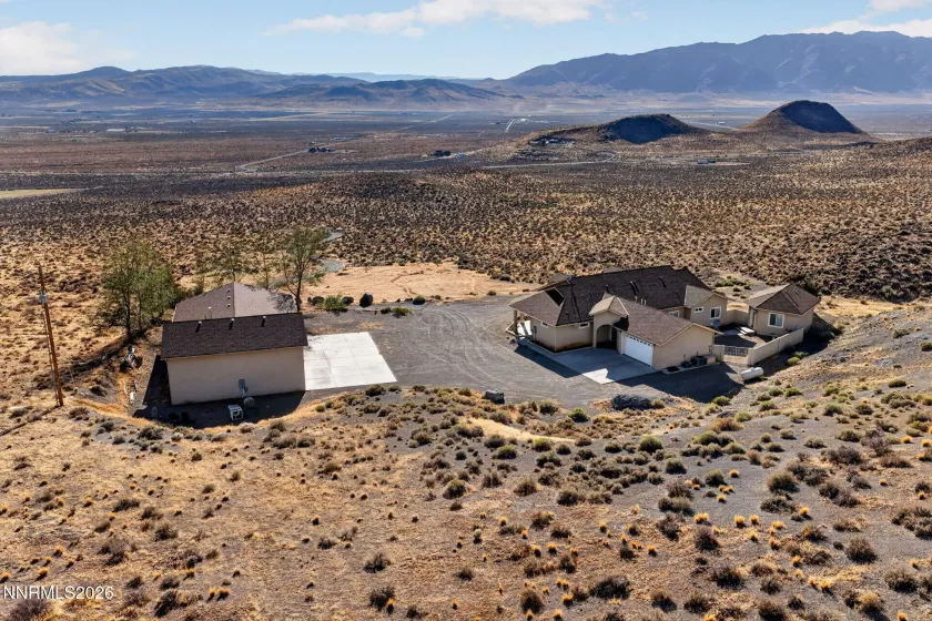5990 Grass Valley, Reno, Nevada 89510, 3 Bedrooms Bedrooms, ,4 BathroomsBathrooms,Residential,Residential,Grass Valley,0,260011070