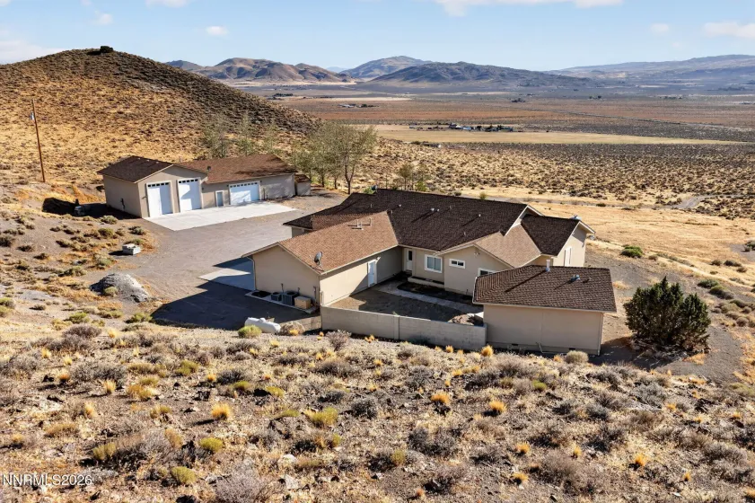 5990 Grass Valley, Reno, Nevada 89510, 3 Bedrooms Bedrooms, ,4 BathroomsBathrooms,Residential,Residential,Grass Valley,0,260011070