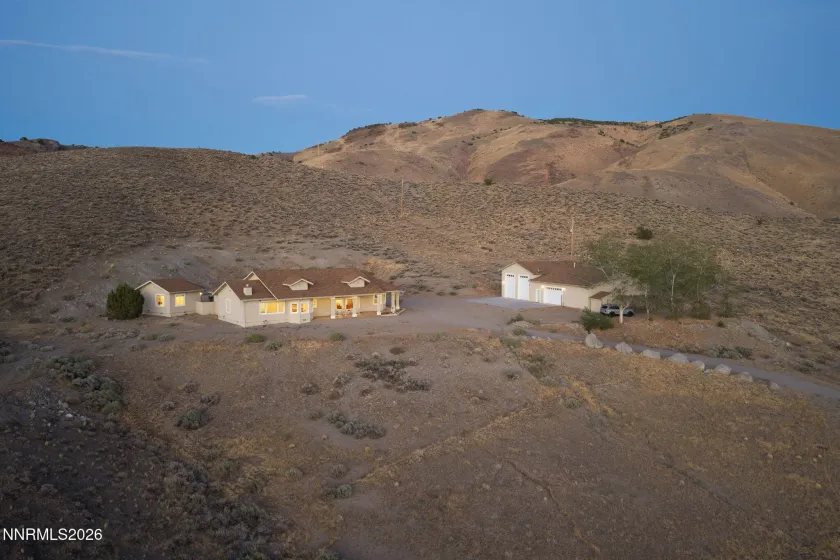 5990 Grass Valley, Reno, Nevada 89510, 3 Bedrooms Bedrooms, ,4 BathroomsBathrooms,Residential,Residential,Grass Valley,0,260011070