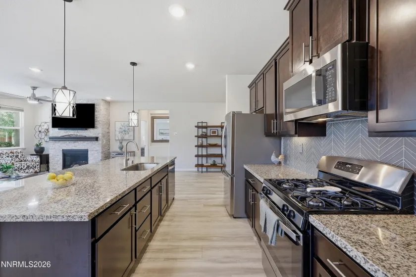 7230 Treeline, Sparks, Nevada 89436, 3 Bedrooms Bedrooms, ,2 BathroomsBathrooms,Residential,Residential,Treeline,0,260009975