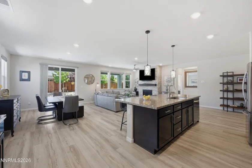 7230 Treeline, Sparks, Nevada 89436, 3 Bedrooms Bedrooms, ,2 BathroomsBathrooms,Residential,Residential,Treeline,0,260009975