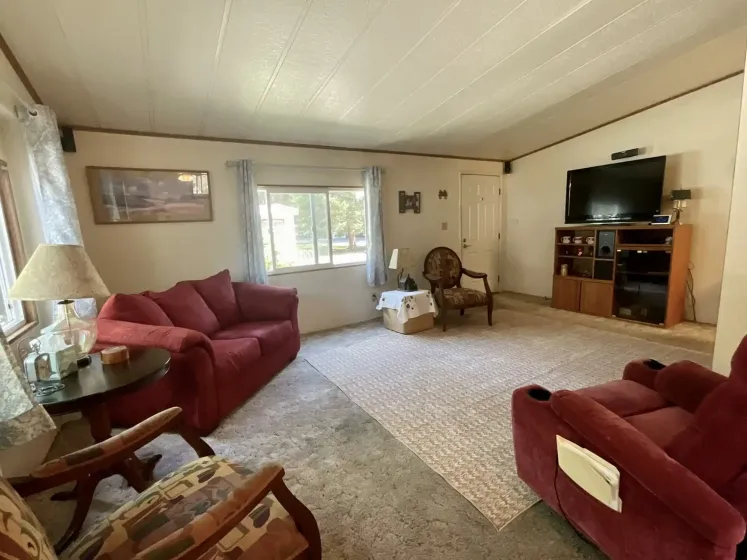 90 Shady Tree Lane, Carson City, Nevada 89706, 2 Bedrooms Bedrooms, 12 Rooms Rooms,2 BathroomsBathrooms,Manufactured,Residential,Shady Tree,0,260011083