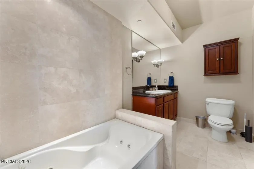 200 2nd, Reno, Nevada 89501, 2 Bedrooms Bedrooms, ,3 BathroomsBathrooms,Residential,Residential,2nd,0,260011085
