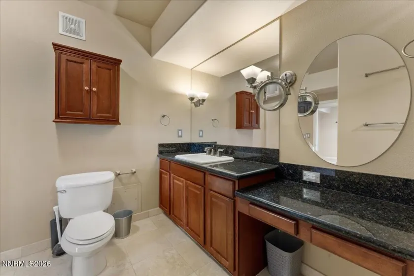 200 2nd, Reno, Nevada 89501, 2 Bedrooms Bedrooms, ,3 BathroomsBathrooms,Residential,Residential,2nd,0,260011085