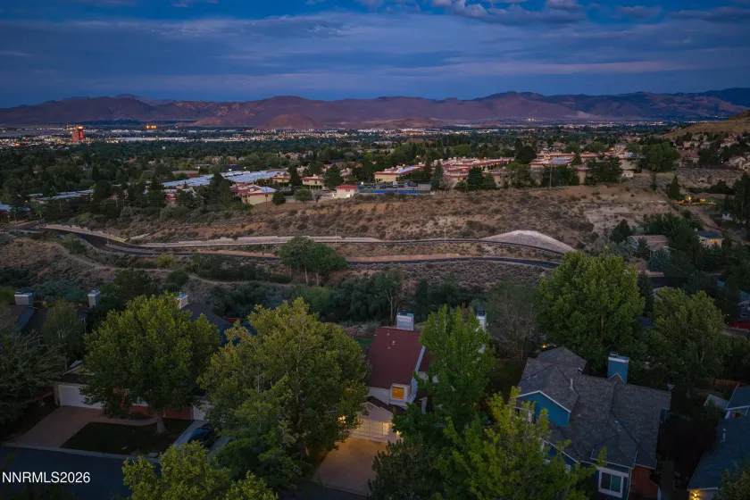 2366 Silver Ridge, Reno, Nevada 89509, 4 Bedrooms Bedrooms, ,3 BathroomsBathrooms,Residential,Residential,Silver Ridge,0,260011087