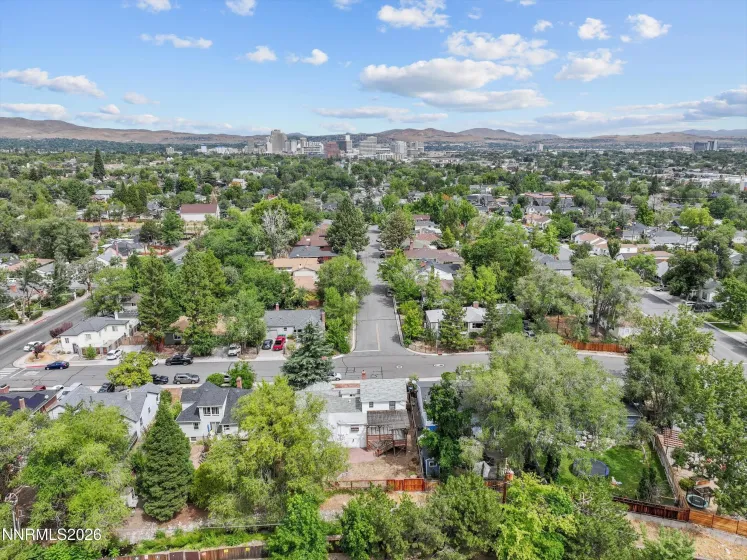454 Glenmanor, Reno, Nevada 89509, 5 Bedrooms Bedrooms, ,3 BathroomsBathrooms,Residential,Residential,Glenmanor,0,260011088