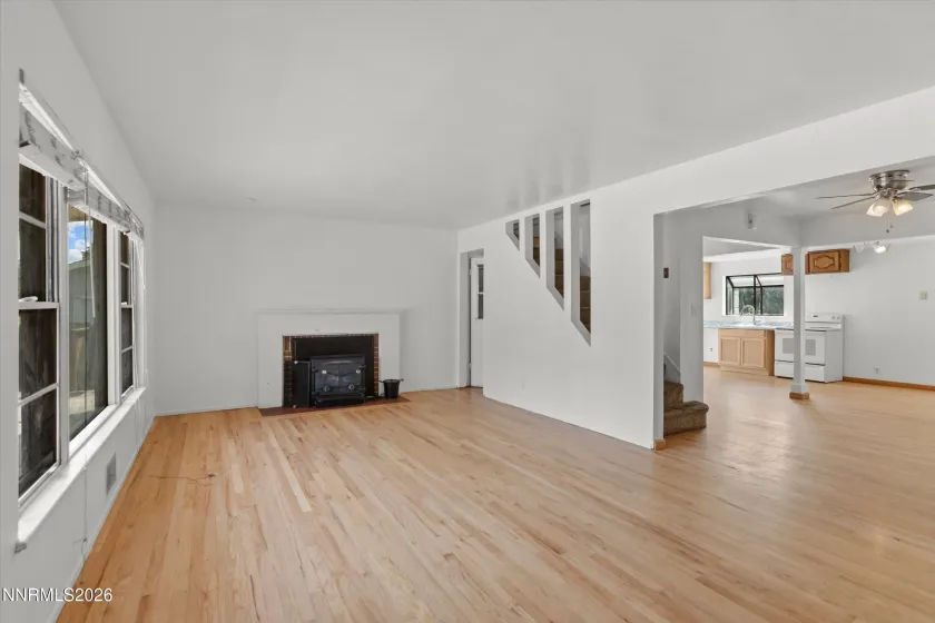 454 Glenmanor, Reno, Nevada 89509, 5 Bedrooms Bedrooms, ,3 BathroomsBathrooms,Residential,Residential,Glenmanor,0,260011088