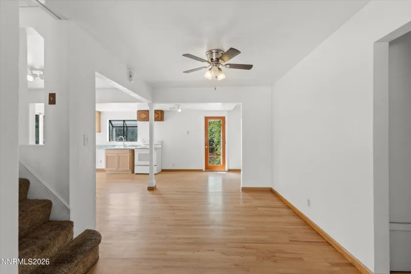 454 Glenmanor, Reno, Nevada 89509, 5 Bedrooms Bedrooms, ,3 BathroomsBathrooms,Residential,Residential,Glenmanor,0,260011088