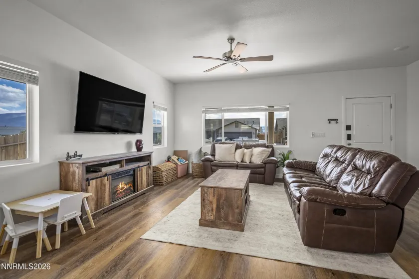 304 Eddies, Dayton, Nevada 89403, 3 Bedrooms Bedrooms, ,3 BathroomsBathrooms,Residential,Residential,Eddies,0,260011091