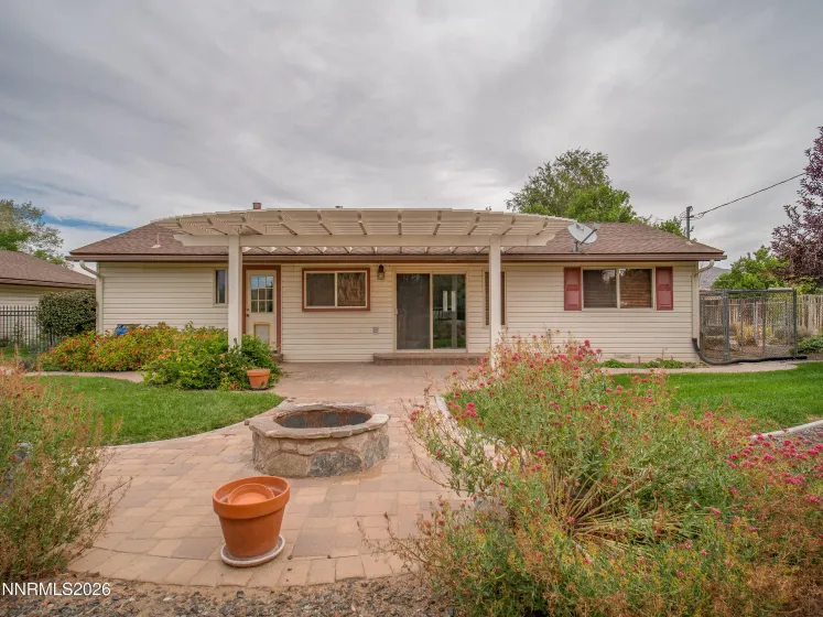 1321 Dennis, Minden, Nevada 89423, 2 Bedrooms Bedrooms, ,2 BathroomsBathrooms,Residential,Residential,Dennis,0,260011092