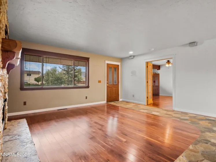 1321 Dennis, Minden, Nevada 89423, 2 Bedrooms Bedrooms, ,2 BathroomsBathrooms,Residential,Residential,Dennis,0,260011092
