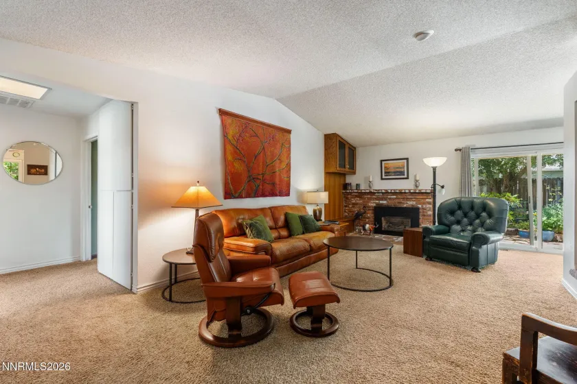 1820 Del Rosa, Sparks, Nevada 89434, 3 Bedrooms Bedrooms, ,2 BathroomsBathrooms,Residential,Residential,Del Rosa,0,260011095