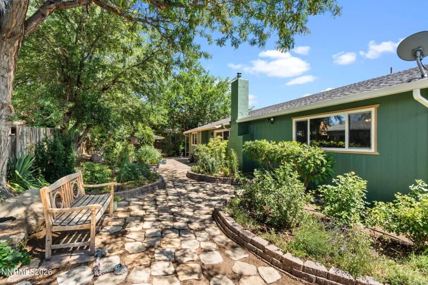 1820 Del Rosa, Sparks, Nevada 89434, 3 Bedrooms Bedrooms, ,2 BathroomsBathrooms,Residential,Residential,Del Rosa,0,260011095