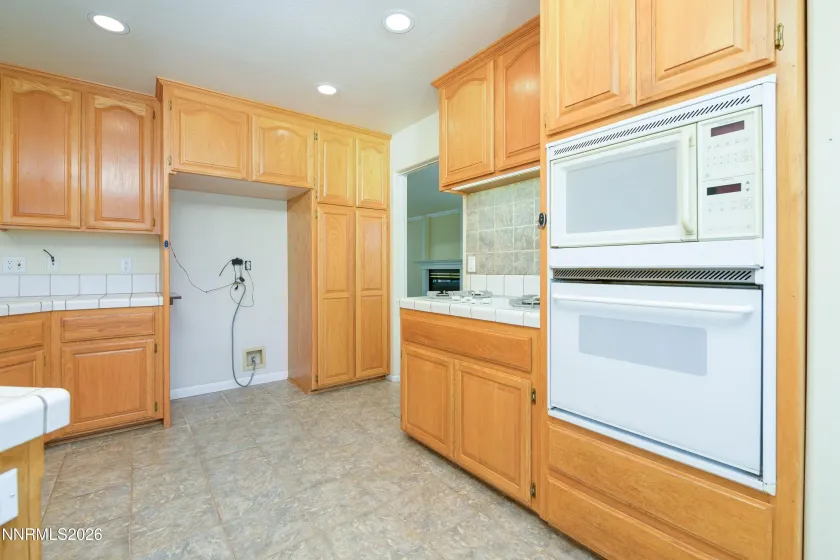 1326 Santa Cruz, Minden, Nevada 89423, 4 Bedrooms Bedrooms, ,3 BathroomsBathrooms,Residential,Residential,Santa Cruz,0,260011098