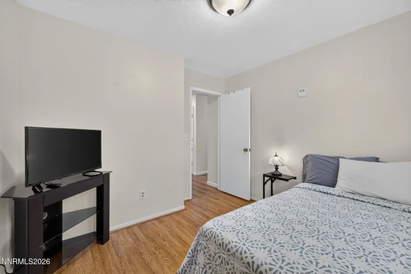 Guest bedroom 2