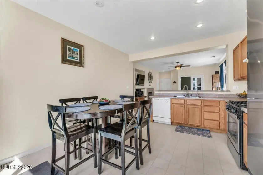 1475 Mountain Rose, Fernley, Nevada 89408, 4 Bedrooms Bedrooms, ,2 BathroomsBathrooms,Residential,Residential,Mountain Rose,0,260011096