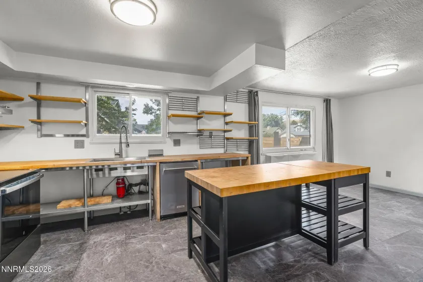 1125 Huffaker, Reno, Nevada 89511, 3 Bedrooms Bedrooms, ,3 BathroomsBathrooms,Residential,Residential,Huffaker,0,260011101