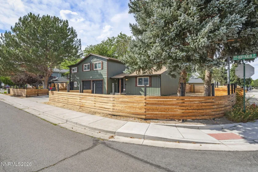1125 Huffaker, Reno, Nevada 89511, 3 Bedrooms Bedrooms, ,3 BathroomsBathrooms,Residential,Residential,Huffaker,0,260011101