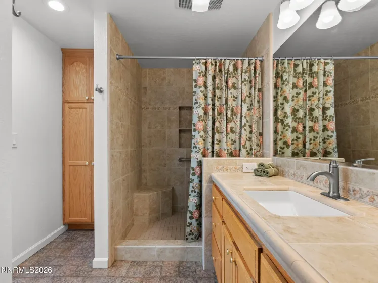1320 Jefferson, Carson City, Nevada 89706, 3 Bedrooms Bedrooms, ,2 BathroomsBathrooms,Residential,Residential,Jefferson,0,260011103