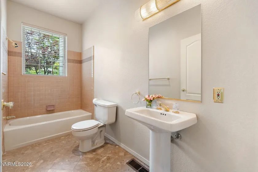 4265 Grubstake, Reno, Nevada 89519, 4 Bedrooms Bedrooms, ,4 BathroomsBathrooms,Residential,Residential,Grubstake,0,260011104