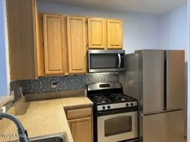 900 Meadows, Reno, Nevada 89521, 2 Bedrooms Bedrooms, ,2 BathroomsBathrooms,Residential,Residential,Meadows,0,260011108
