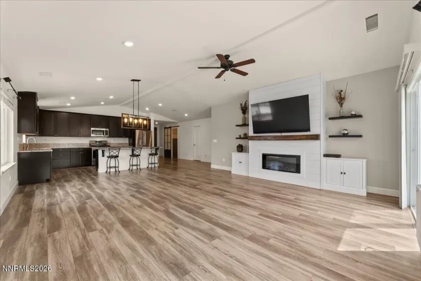 7435 Souverain, Reno, Nevada 89506, 4 Bedrooms Bedrooms, ,2 BathroomsBathrooms,Residential,Residential,Souverain,0,260011109