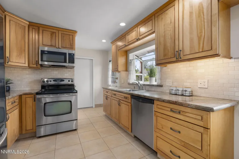 1565 Mc Kinley, Reno, Nevada 89509, 2 Bedrooms Bedrooms, ,1 BathroomBathrooms,Residential,Residential,Mc Kinley,0,260011110