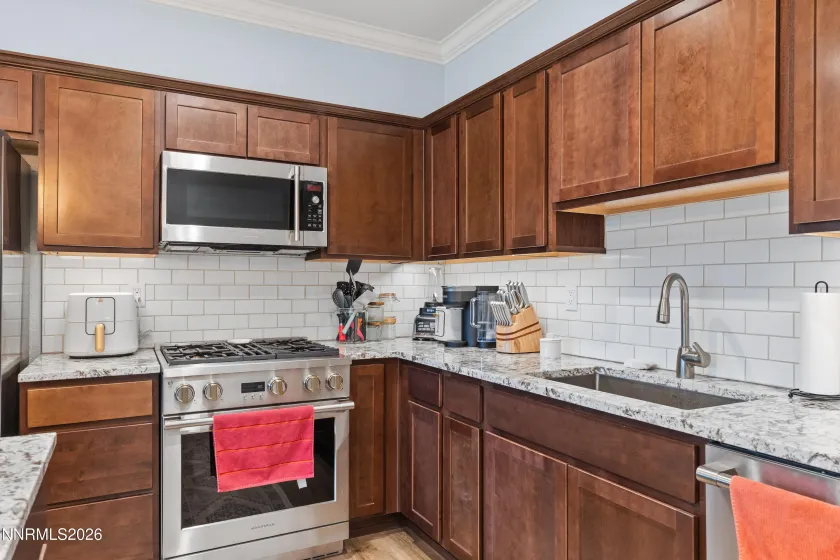 18671 Village Center, Reno, Nevada 89508, 2 Bedrooms Bedrooms, ,3 BathroomsBathrooms,Residential,Residential,Village Center,0,260011111