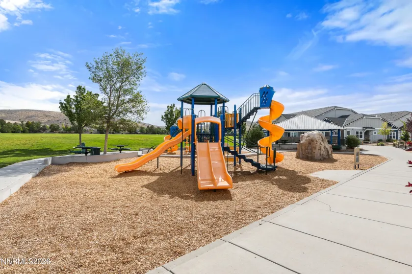18671 Village Center, Reno, Nevada 89508, 2 Bedrooms Bedrooms, ,3 BathroomsBathrooms,Residential,Residential,Village Center,0,260011111