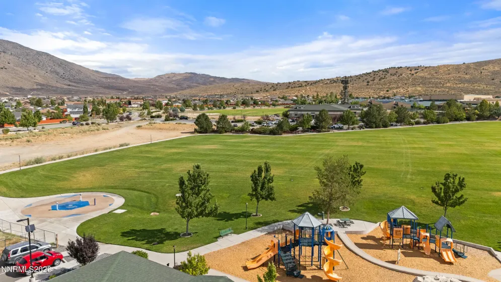 18671 Village Center, Reno, Nevada 89508, 2 Bedrooms Bedrooms, ,3 BathroomsBathrooms,Residential,Residential,Village Center,0,260011111