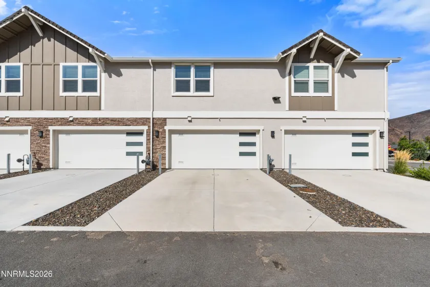 18671 Village Center, Reno, Nevada 89508, 2 Bedrooms Bedrooms, ,3 BathroomsBathrooms,Residential,Residential,Village Center,0,260011111
