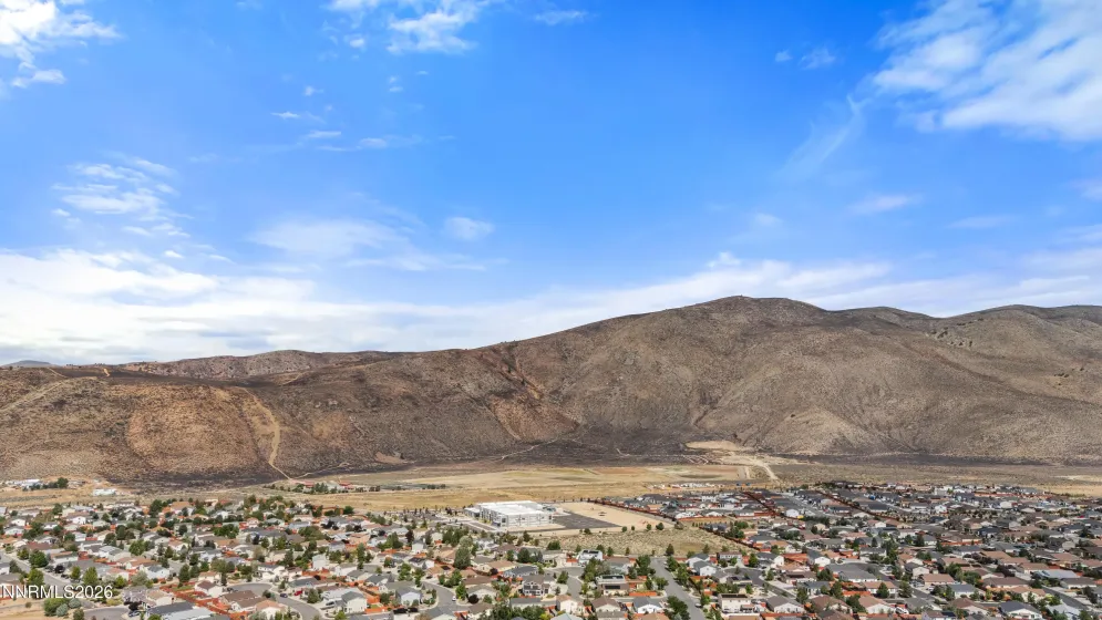 18671 Village Center, Reno, Nevada 89508, 2 Bedrooms Bedrooms, ,3 BathroomsBathrooms,Residential,Residential,Village Center,0,260011111