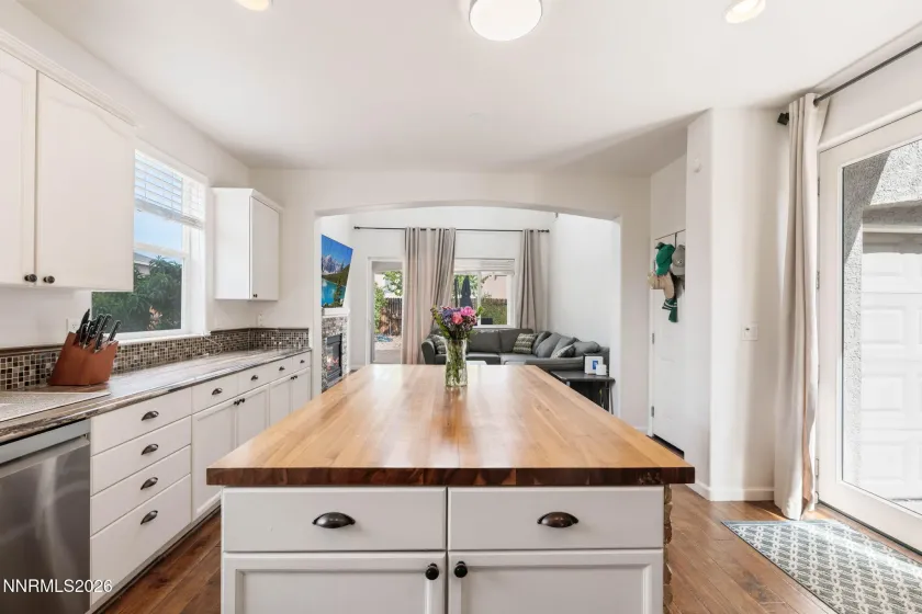 1715 Back Country, Reno, Nevada 89521, 3 Bedrooms Bedrooms, ,3 BathroomsBathrooms,Residential,Residential,Back Country,0,260011113