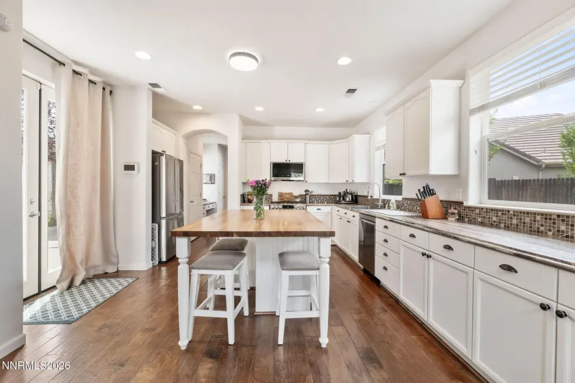 1715 Back Country, Reno, Nevada 89521, 3 Bedrooms Bedrooms, ,3 BathroomsBathrooms,Residential,Residential,Back Country,0,260011113