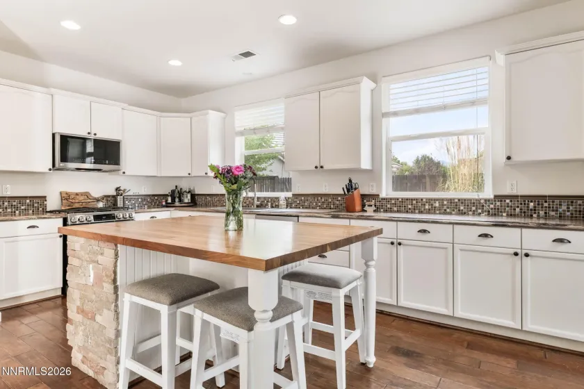 1715 Back Country, Reno, Nevada 89521, 3 Bedrooms Bedrooms, ,3 BathroomsBathrooms,Residential,Residential,Back Country,0,260011113