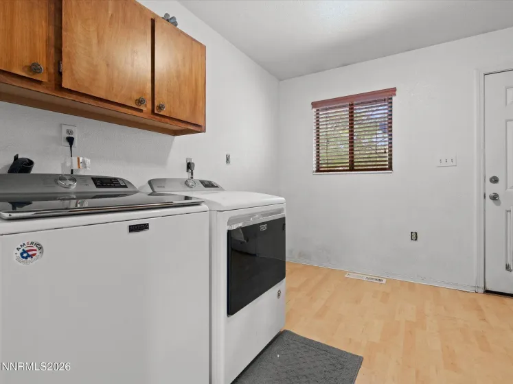 3642 Cindys, Carson City, Nevada 89705, 3 Bedrooms Bedrooms, ,3 BathroomsBathrooms,Residential,Residential,Cindys,0,260011114