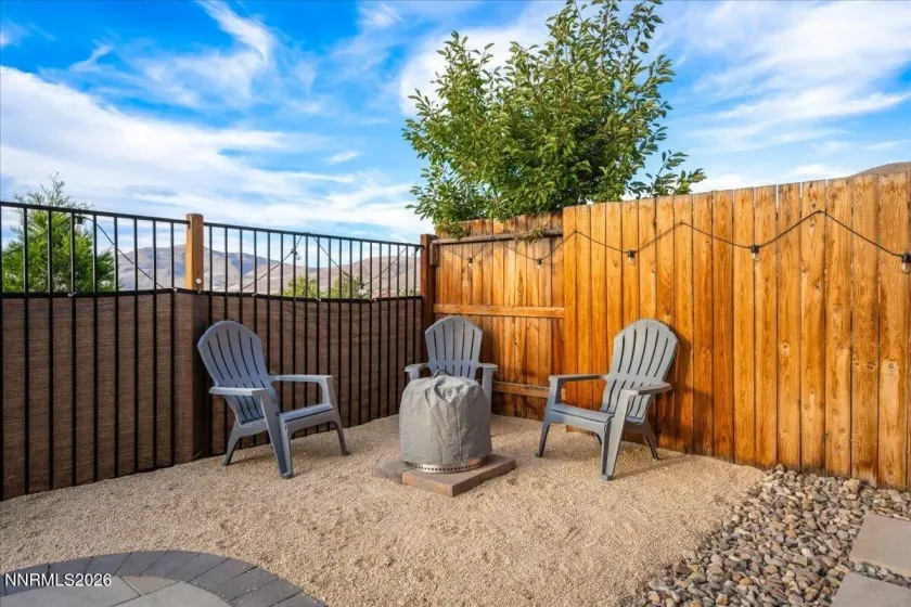 2833 Thistle Pine, Reno, Nevada 89521, 4 Bedrooms Bedrooms, ,3 BathroomsBathrooms,Residential,Residential,Thistle Pine,0,260011115