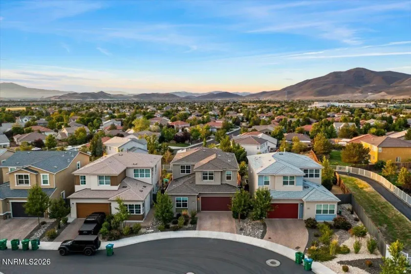 2833 Thistle Pine, Reno, Nevada 89521, 4 Bedrooms Bedrooms, ,3 BathroomsBathrooms,Residential,Residential,Thistle Pine,0,260011115