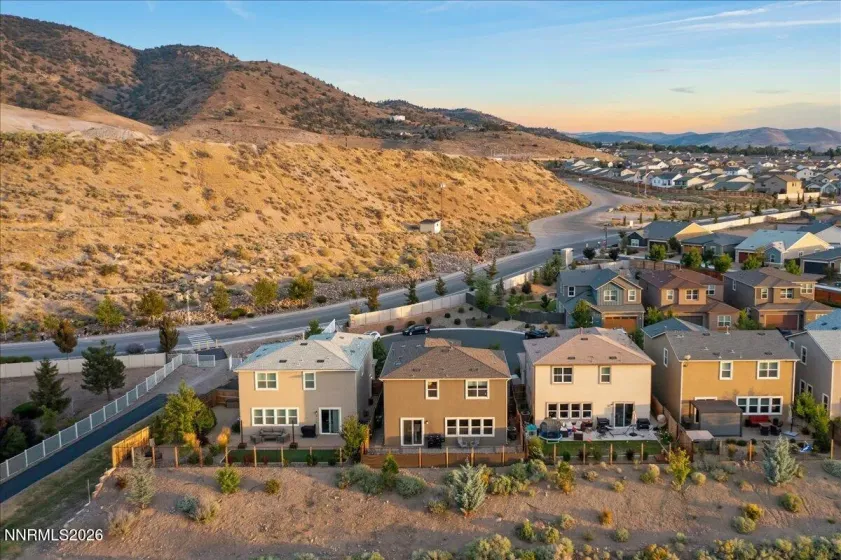 2833 Thistle Pine, Reno, Nevada 89521, 4 Bedrooms Bedrooms, ,3 BathroomsBathrooms,Residential,Residential,Thistle Pine,0,260011115