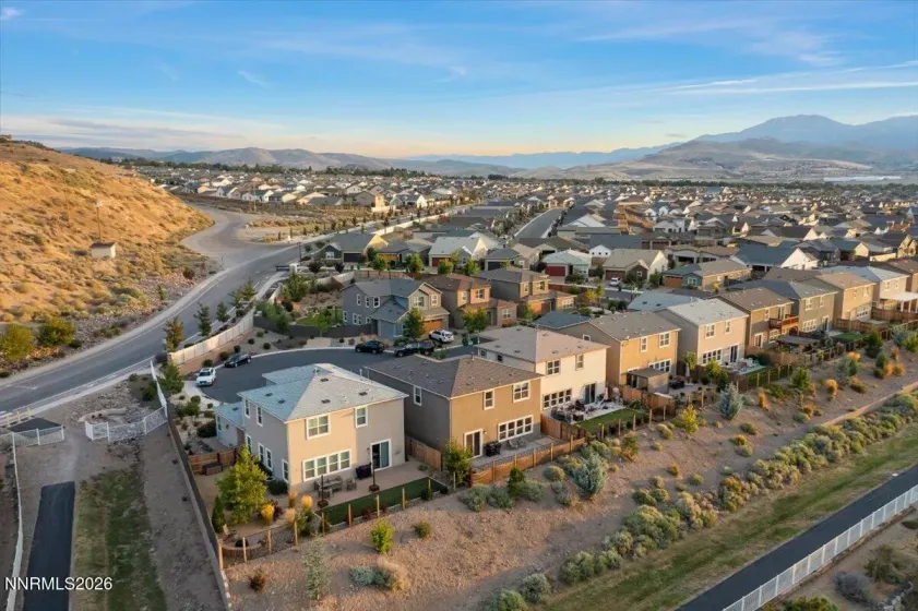 2833 Thistle Pine, Reno, Nevada 89521, 4 Bedrooms Bedrooms, ,3 BathroomsBathrooms,Residential,Residential,Thistle Pine,0,260011115