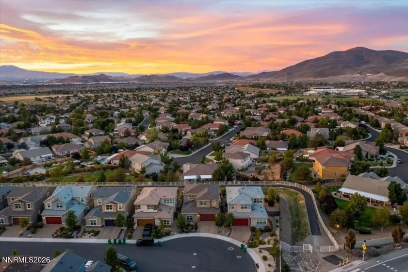 2833 Thistle Pine, Reno, Nevada 89521, 4 Bedrooms Bedrooms, ,3 BathroomsBathrooms,Residential,Residential,Thistle Pine,0,260011115