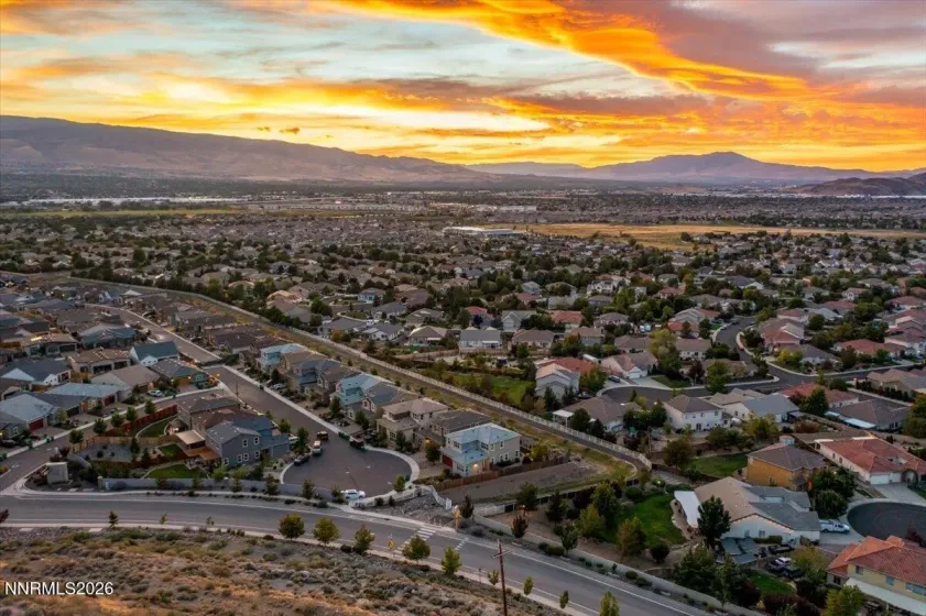 2833 Thistle Pine, Reno, Nevada 89521, 4 Bedrooms Bedrooms, ,3 BathroomsBathrooms,Residential,Residential,Thistle Pine,0,260011115
