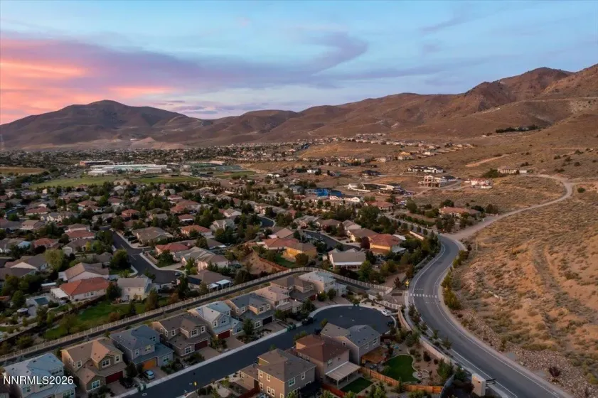 2833 Thistle Pine, Reno, Nevada 89521, 4 Bedrooms Bedrooms, ,3 BathroomsBathrooms,Residential,Residential,Thistle Pine,0,260011115