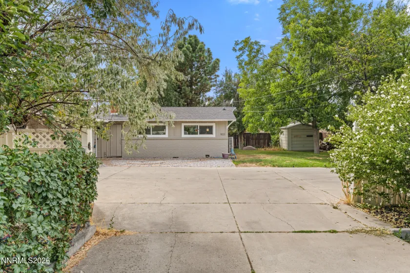 901 Lyman, Reno, Nevada 89509, 4 Bedrooms Bedrooms, ,3 BathroomsBathrooms,Residential,Residential,Lyman,0,260011123