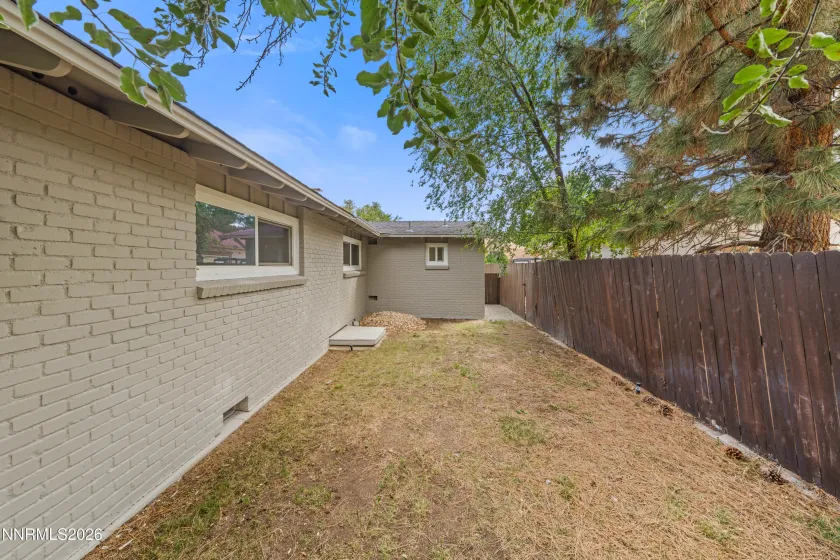 901 Lyman, Reno, Nevada 89509, 4 Bedrooms Bedrooms, ,3 BathroomsBathrooms,Residential,Residential,Lyman,0,260011123