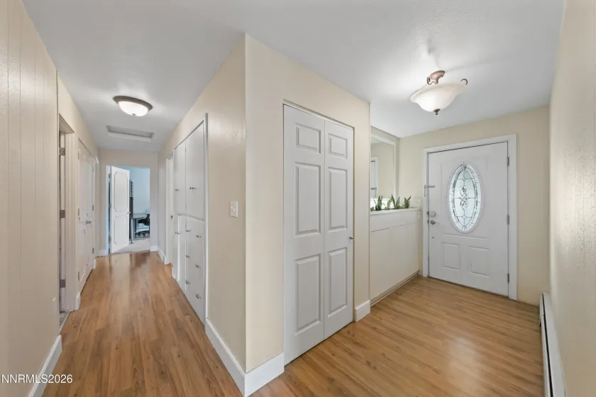 901 Lyman, Reno, Nevada 89509, 4 Bedrooms Bedrooms, ,3 BathroomsBathrooms,Residential,Residential,Lyman,0,260011123