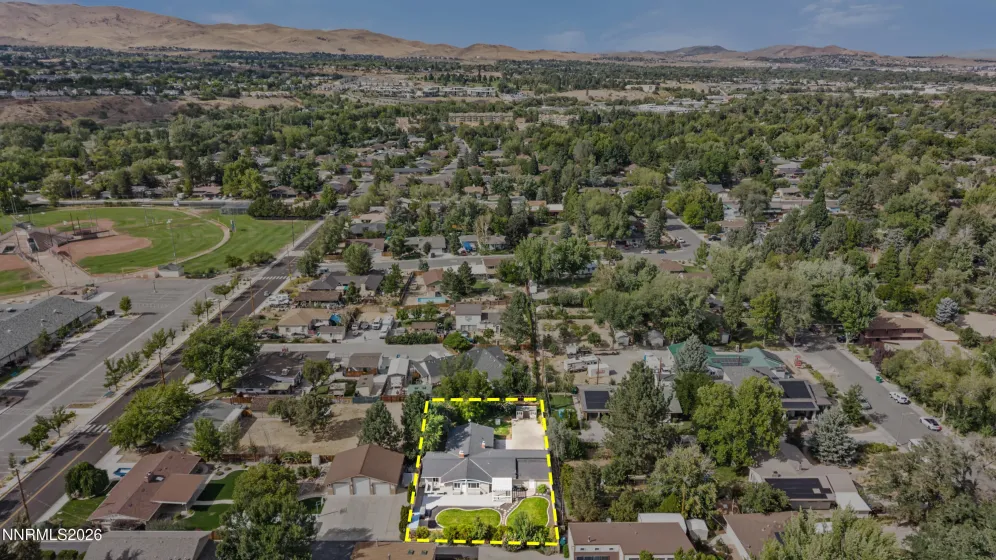 901 Lyman, Reno, Nevada 89509, 4 Bedrooms Bedrooms, ,3 BathroomsBathrooms,Residential,Residential,Lyman,0,260011123