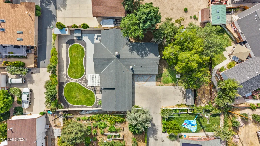 901 Lyman, Reno, Nevada 89509, 4 Bedrooms Bedrooms, ,3 BathroomsBathrooms,Residential,Residential,Lyman,0,260011123